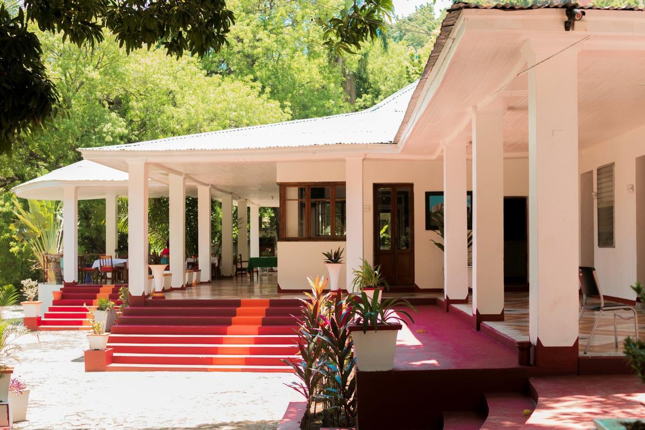Le Grand Hotel Beck Cap-Haitien Luaran gambar